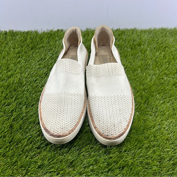 UGG Shoes Womens 8 Sammy Casual Comfort Slip On Chelsea Loafer White Fabric - Picture 2 of 9